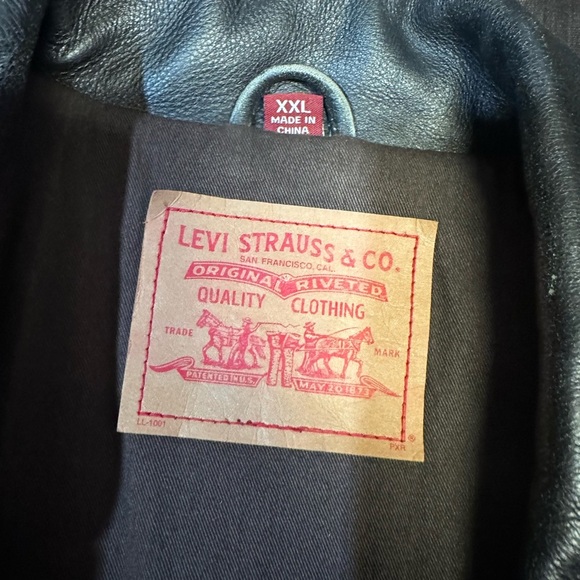 Levi's Black Lightweight Shirt Jacket - Picture 4 of 13